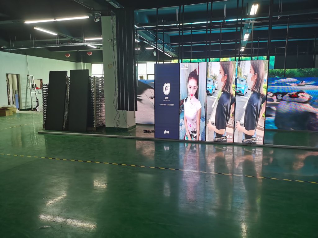 Aluminum Profile Cabinet Poster LED Display: Ultimate Buying Guide for Business Visual Success - LED Display | LED Video Wall | LED Screen Supplier-USER